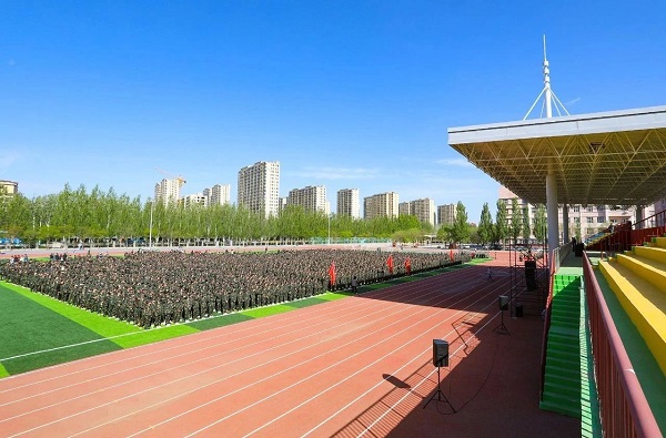 我院举行2022级学生军训动员大会