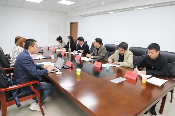 俄罗斯国立技术大学第一副校长伊丽娜到访我院